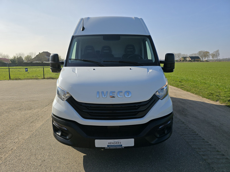 46594217-8.jpg