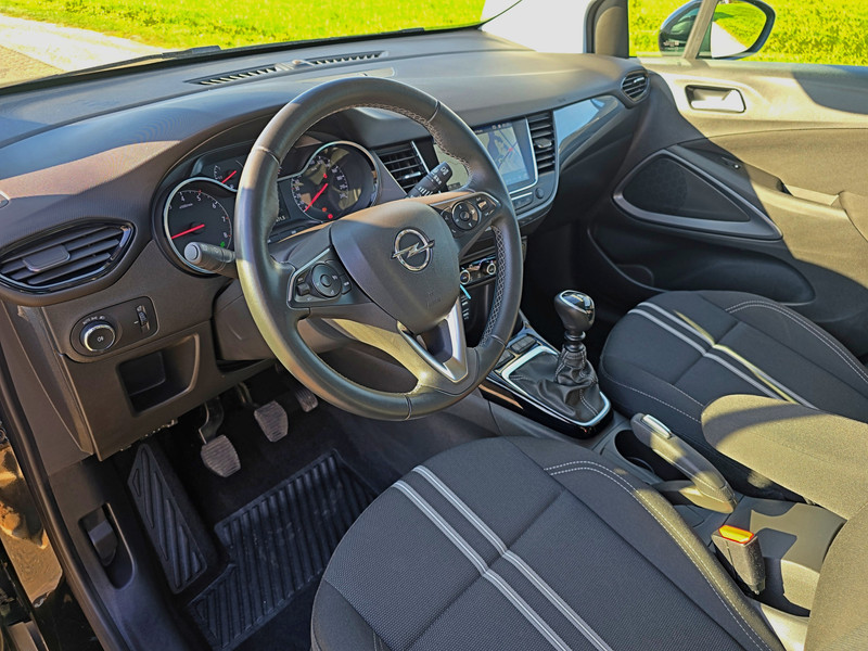 48493992-20.jpg